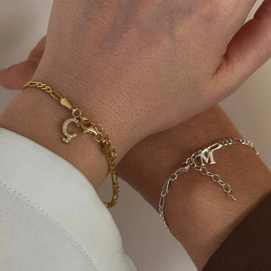 Figaro-Amband in 925er Silber als Paar Partnerarmband vergoldet mit Wunschbuchstabe