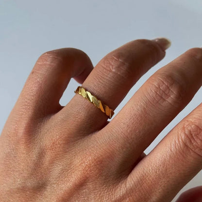 Burma (üclü) Dreier Ring II aus 925er Silber 22k vergoldet