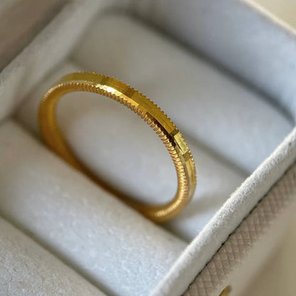 Ajda Ring aus 925er Silber 22k vergoldet