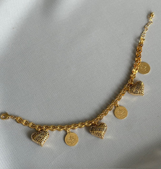 Armband mit Resat Münzen und Herzen 22k Vergoldet